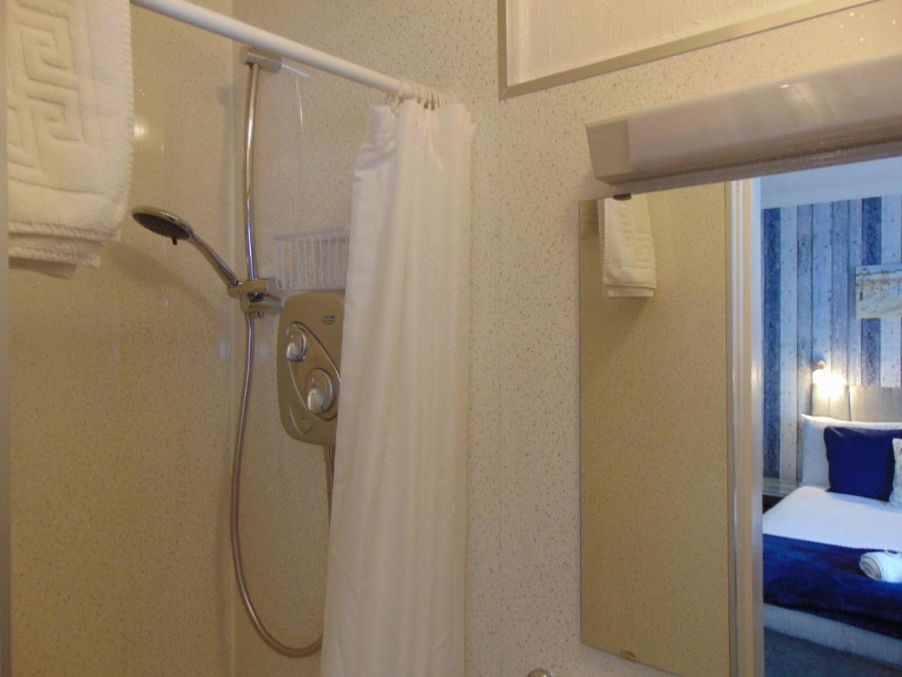 Seacroft Guest House Пейнтън Стая снимка